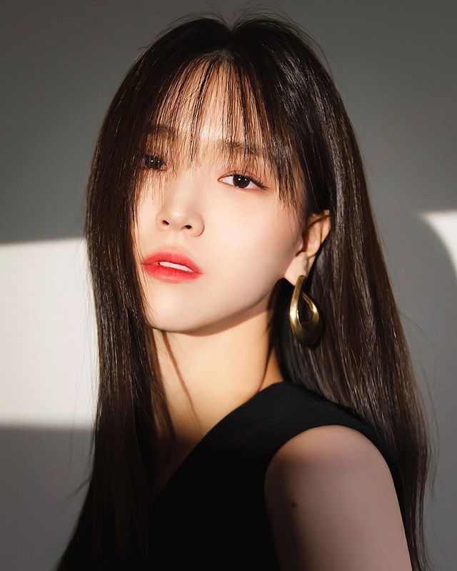 김지은