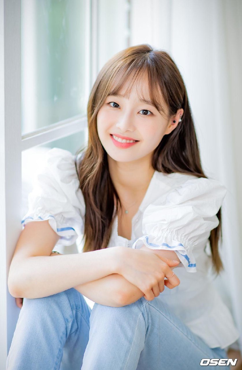 이달의소녀 츄(김지우)