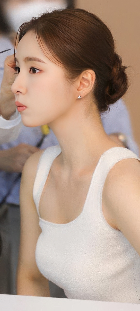 신세경