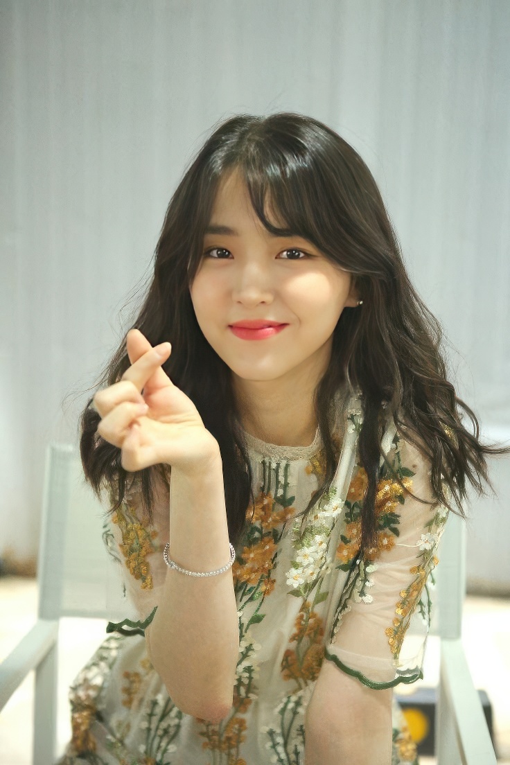 김지은