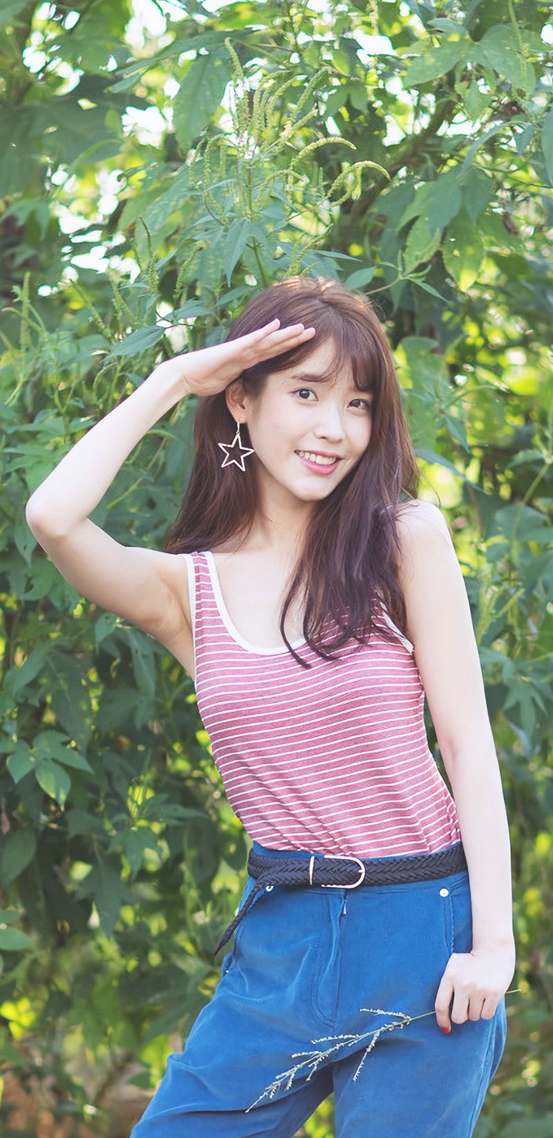 가수, 배우 아이유