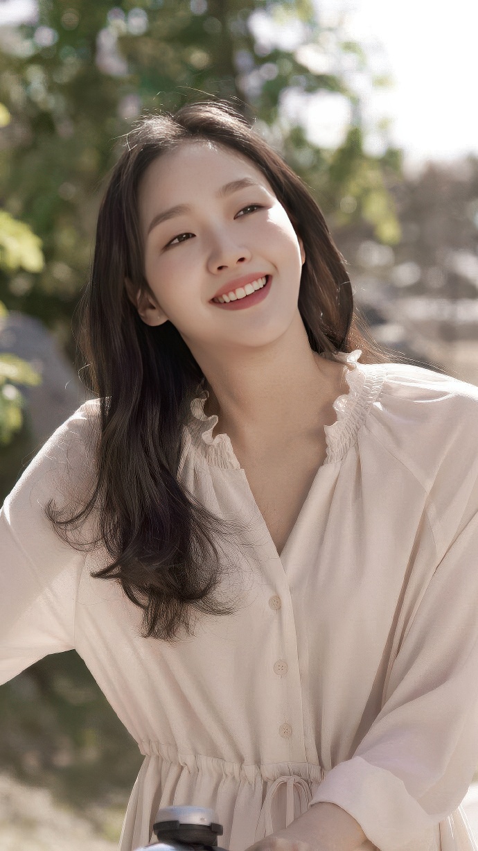 김고은